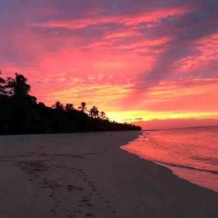 セレニティ ビーチズ リゾート Uoleva Island エクステリア 写真