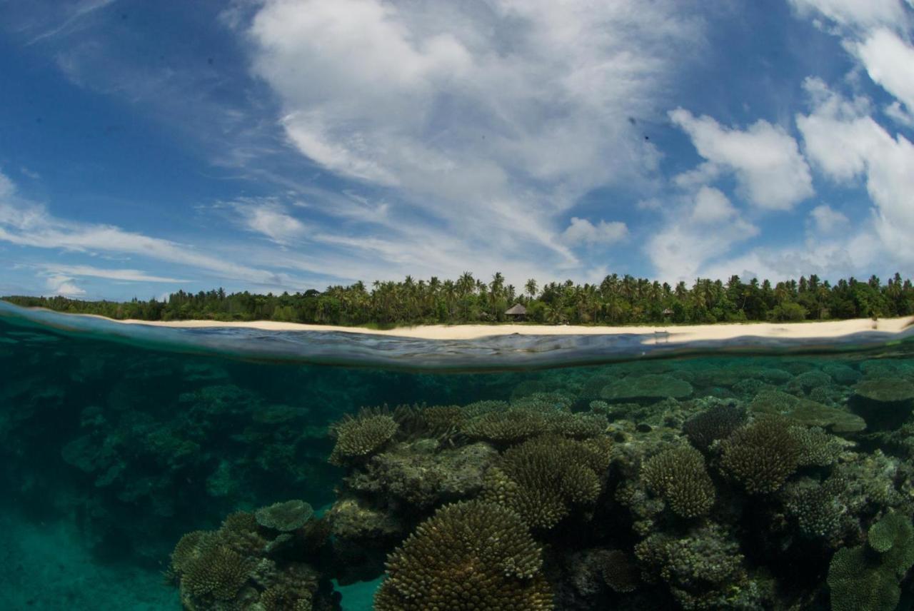 セレニティ ビーチズ リゾート Uoleva Island エクステリア 写真