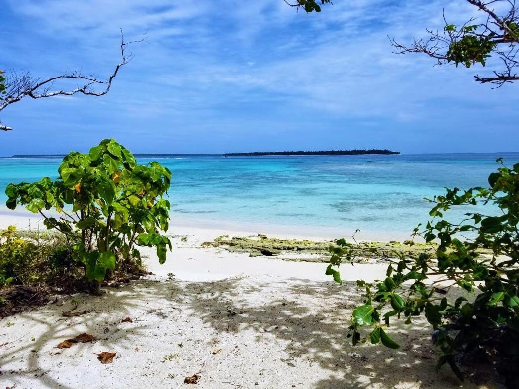 セレニティ ビーチズ リゾート Uoleva Island エクステリア 写真