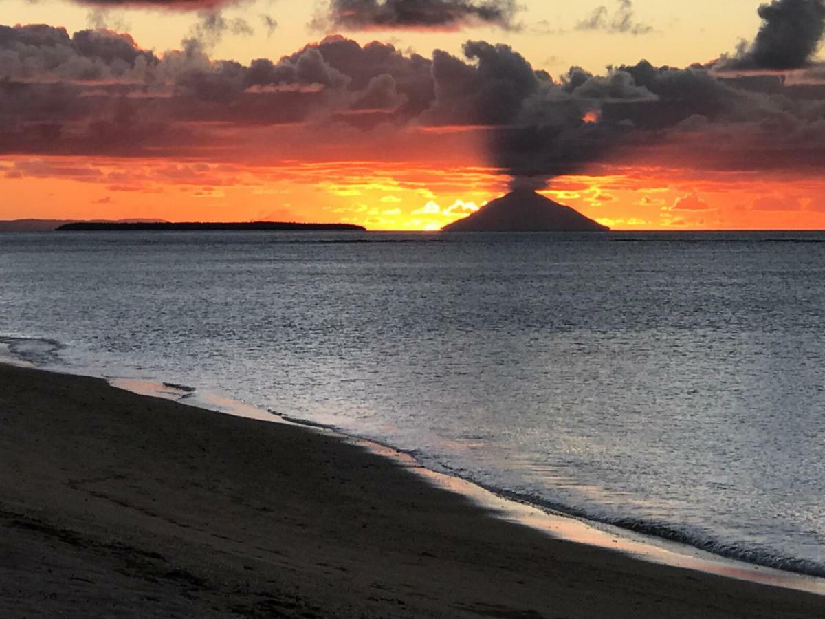 セレニティ ビーチズ リゾート Uoleva Island エクステリア 写真
